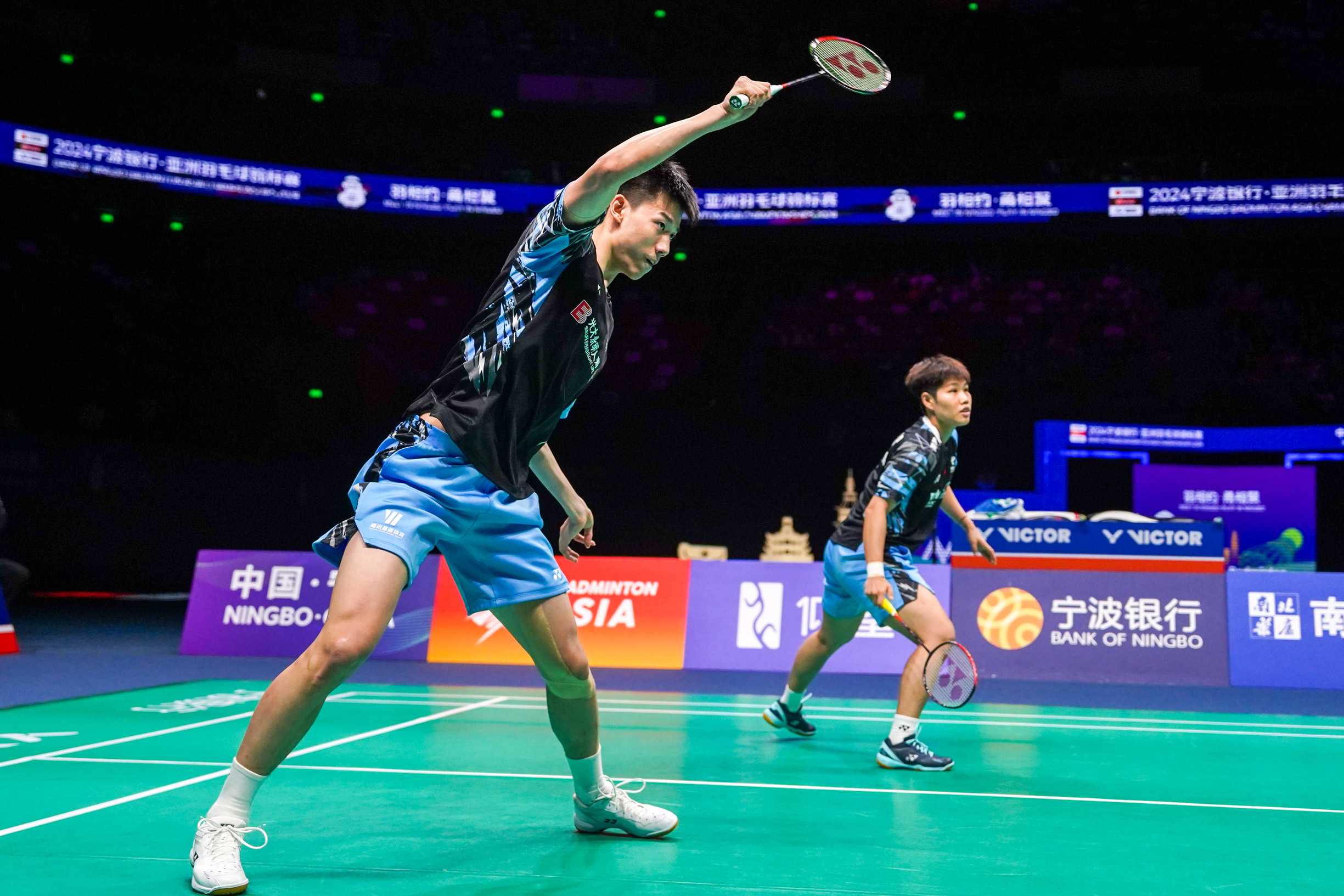 加拿大羽毛球选手斩获多枚奖牌，实现突破