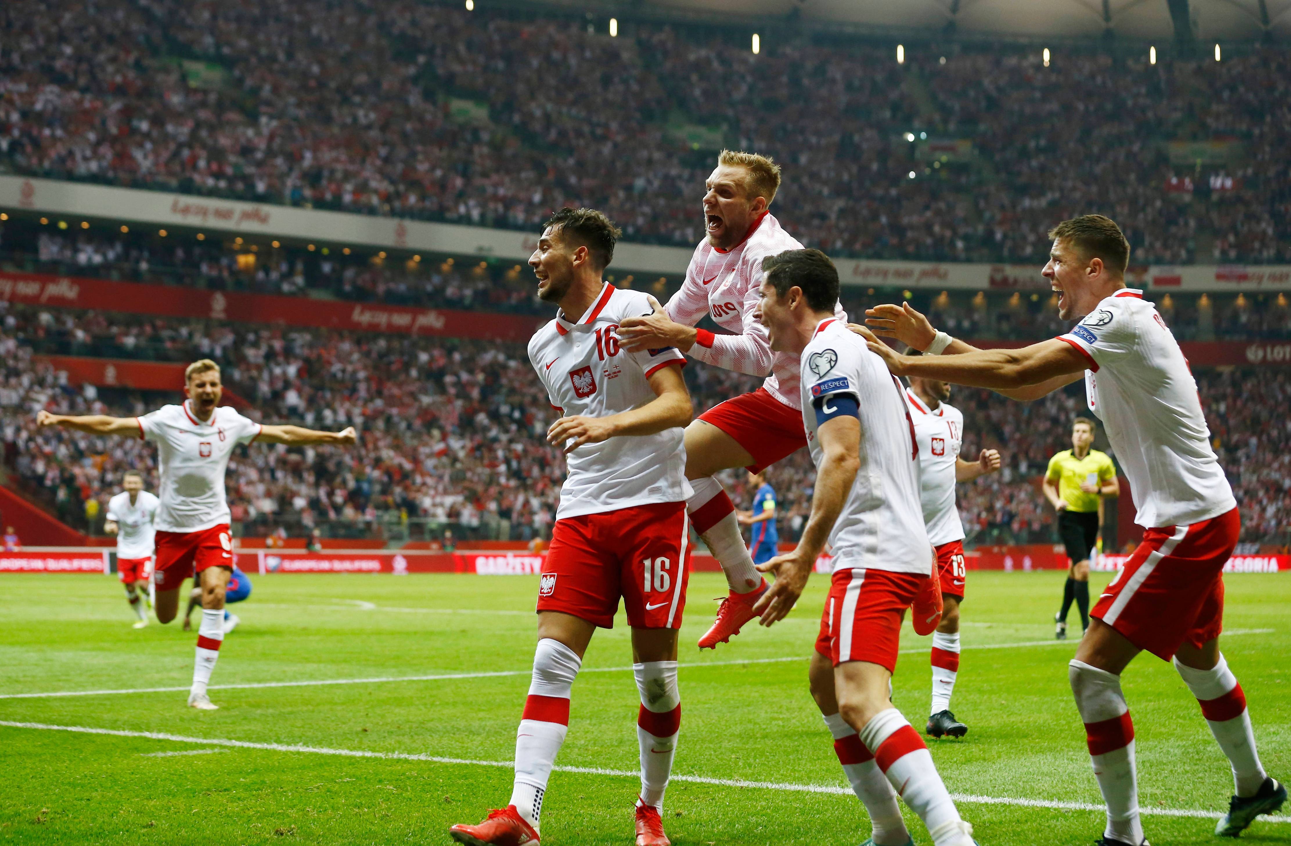 紧张比赛：欧洲球队赛场对决