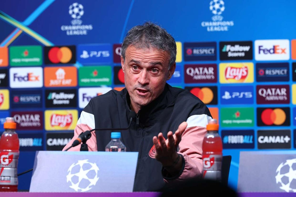 恩里克赞扬球队表现，巴萨在联赛中稳步前进