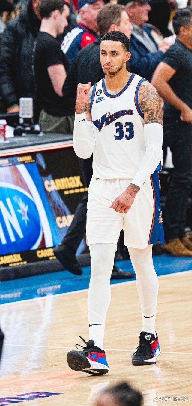 关于湖人鏖战勇士B队，凯尔·库兹马绝境逆转的信息