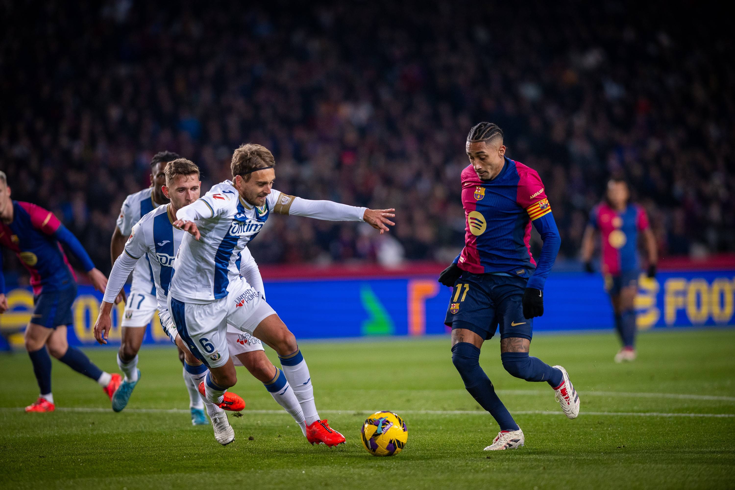 开云体育官网-加纳狂胜厄瓜多尔，梅西在F1年度争冠接管比赛