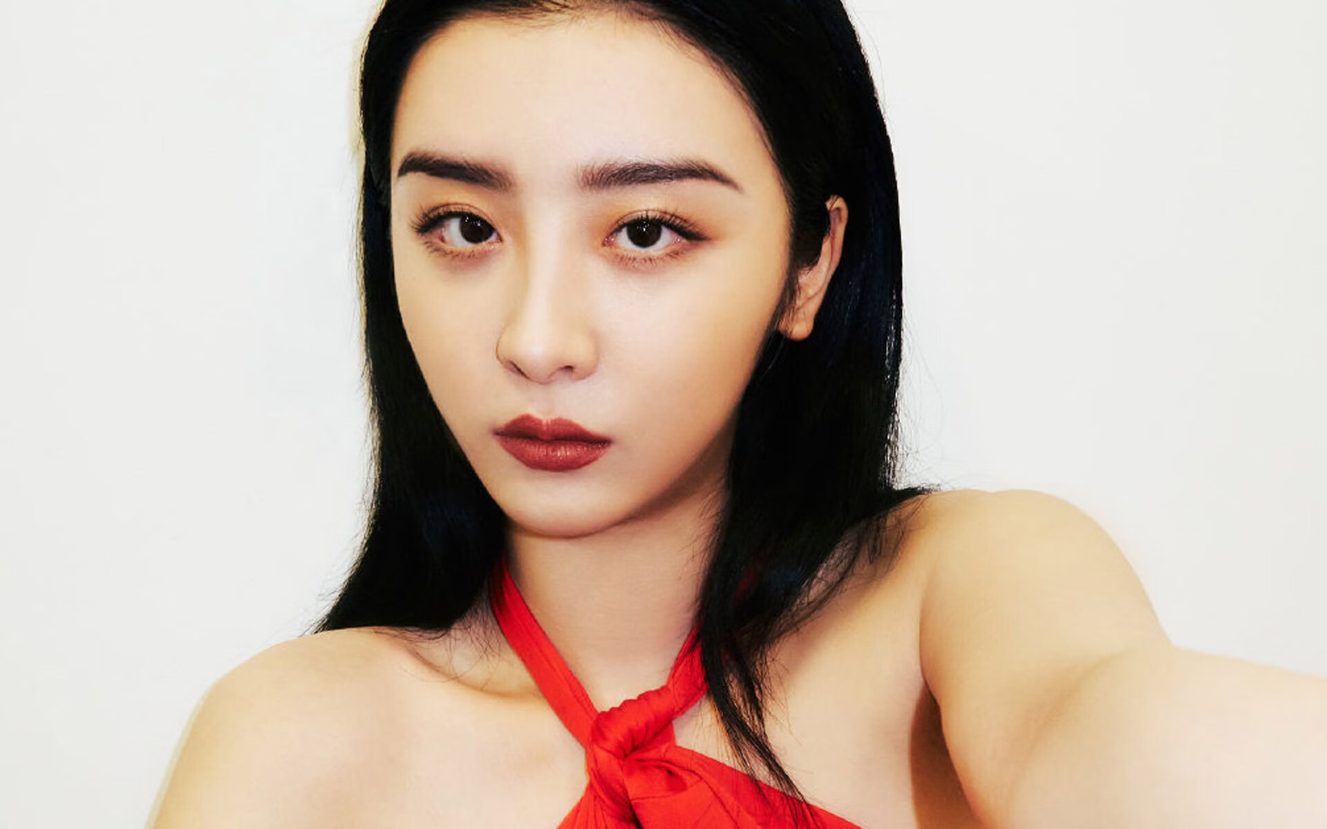 韩国血拼希腊，皮克化身关键先生定胜负