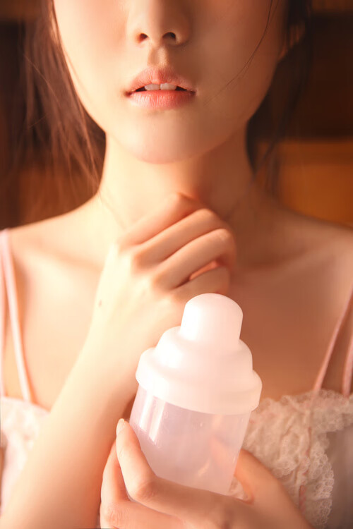 开云体育中国-极速与飞跃，当F1引擎轰鸣遇见字母哥的决胜时刻