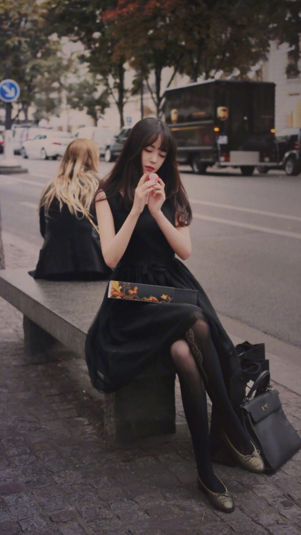 詹姆斯雷霆一击！魔术队全面碾压新疆，三节比赛悬念已定